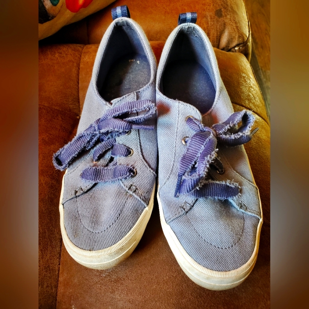 Womens Sperry canvas shoes